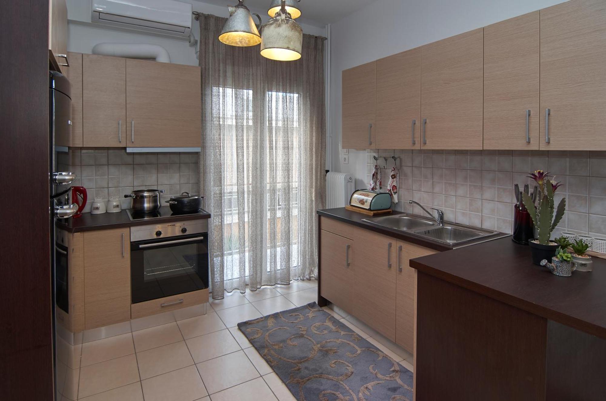 Just Athens Apt 130Sqm One Step From Metro ภายนอก รูปภาพ